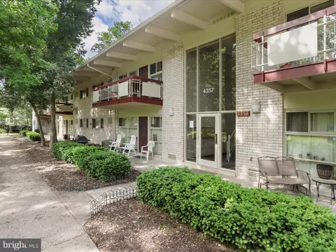 4357 Americana Dr #103, Annandale, VA 22003