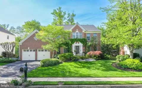 13757 Laurel Rock Dr, Clifton, VA 20124