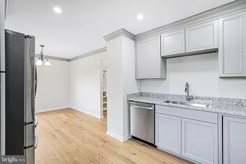 7760 Euclid Way, Springfield, VA 22153 photo 5