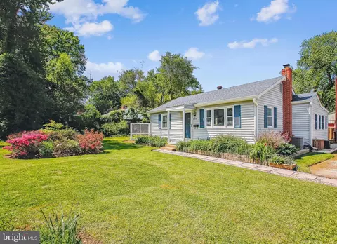 8014 Martha Washington St, Alexandria, VA 22309