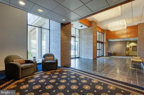 1800 Old Meadow Rd #321, Mclean, VA 22102 photo 42