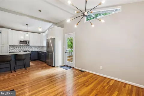 6506 Farley St, Springfield, VA 22152 photo 10