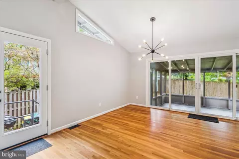 6506 Farley St, Springfield, VA 22152 photo 13