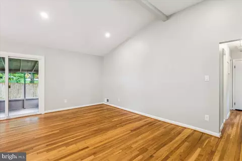 6506 Farley St, Springfield, VA 22152 photo 14