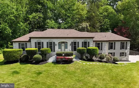 4801 Fox Chapel Rd, Fairfax, VA 22030