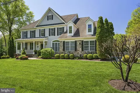 1912 Corliss Ct, Mclean, VA 22101