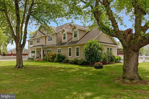 6501 Joyce Rd, Alexandria, VA 22310