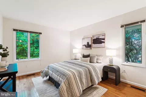 11219 S Shore Rd, Reston, VA 20190 photo 23