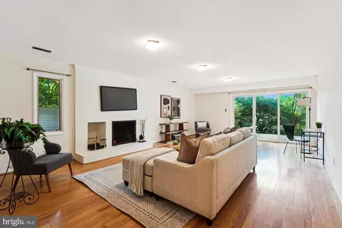 11219 S Shore Rd, Reston, VA 20190 photo 28