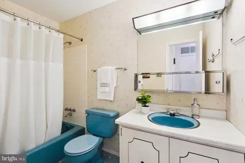 11219 S Shore Rd, Reston, VA 20190 photo 27