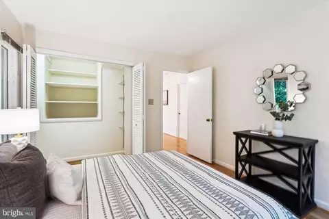 11219 S Shore Rd, Reston, VA 20190 photo 24