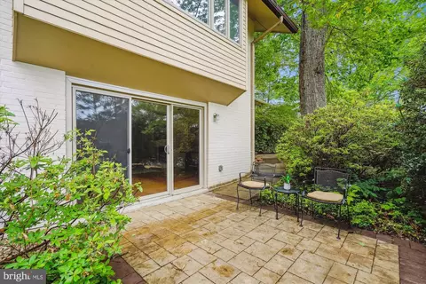11219 S Shore Rd, Reston, VA 20190 photo 30