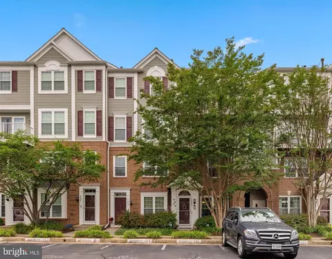 5942 Kimberly Anne Way, Alexandria, VA 22310