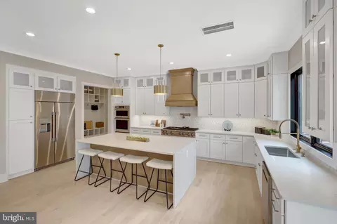 Other - 7916 Lewinsville Rd, Mclean, VA 22102 photo 1 of 34