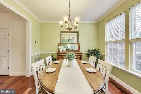 8451 Catia Ln, Springfield, VA 22153 photo 13