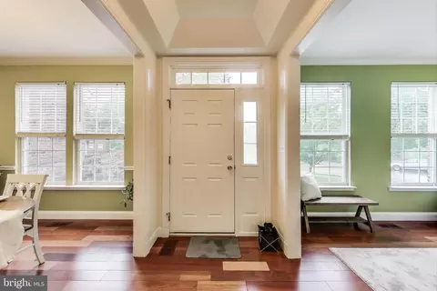 8451 Catia Ln, Springfield, VA 22153 photo 11