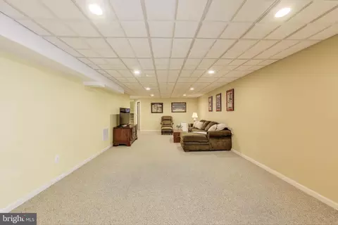 8451 Catia Ln, Springfield, VA 22153 photo 30