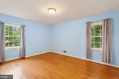 6416 Brentford Dr, Springfield, VA 22152 photo 13