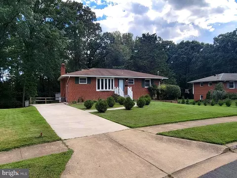 6707 Jerome St, Springfield, VA 22150 photo 1