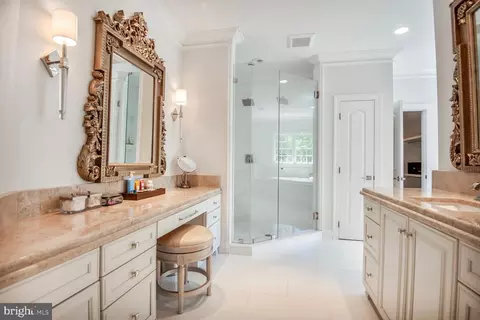 Bath - 7845 Montvale Way, Mclean, VA 22102 photo 2 of 10