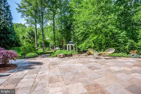 Exterior - 7845 Montvale Way, Mclean, VA 22102 photo 7 of 11