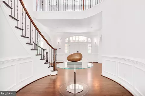 Entry Way - 7845 Montvale Way, Mclean, VA 22102 photo 2 of 14