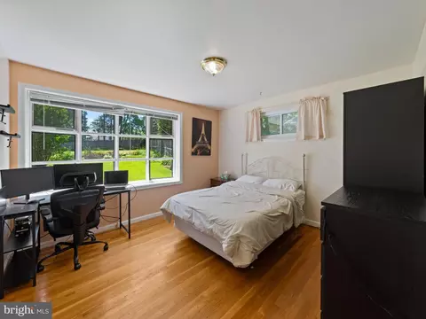 5403 Rolling Rd, Springfield, VA 22151 photo 19