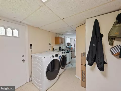 5403 Rolling Rd, Springfield, VA 22151 photo 24