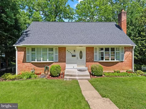 5403 Rolling Rd, Springfield, VA 22151 photo 2