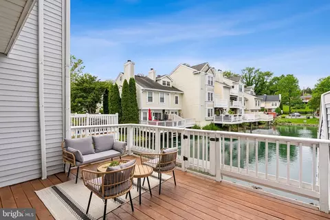 3316 Lakeside View Dr #3-7, Falls Church, VA 22041