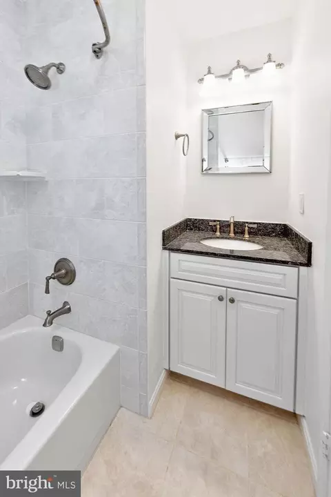 Bath - 2231 Double Eagle Ct, Reston, VA 20191 photo 3 of 3