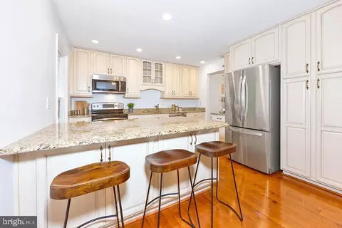 Kitchen - 2231 Double Eagle Ct, Reston, VA 20191 photo 2 of 3
