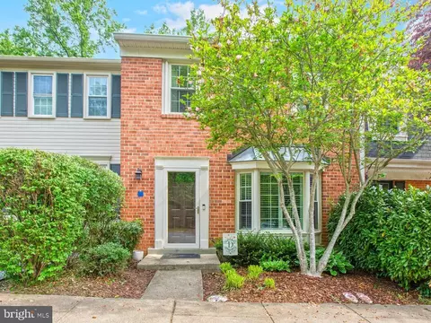 2231 Double Eagle Ct, Reston, VA 20191