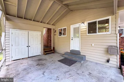 7841 Glenister Dr, Springfield, VA 22152 photo 51
