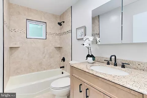 7841 Glenister Dr, Springfield, VA 22152 photo 26