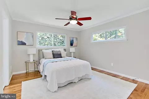 7841 Glenister Dr, Springfield, VA 22152 photo 18