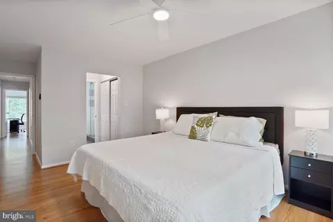 2354 Soft Wind Ct, Reston, VA 20191 photo 19