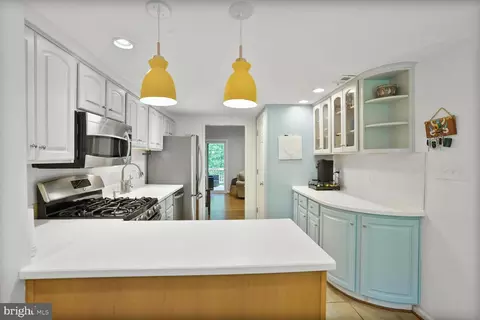2354 Soft Wind Ct, Reston, VA 20191 photo 13
