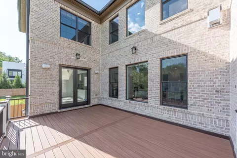 Exterior - 7003 Churchill Rd, Mclean, VA 22101 photo 5 of 5