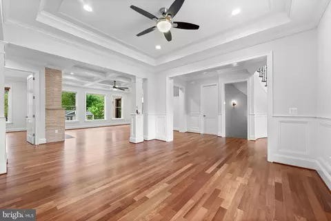 Living - 7003 Churchill Rd, Mclean, VA 22101 photo 2 of 11