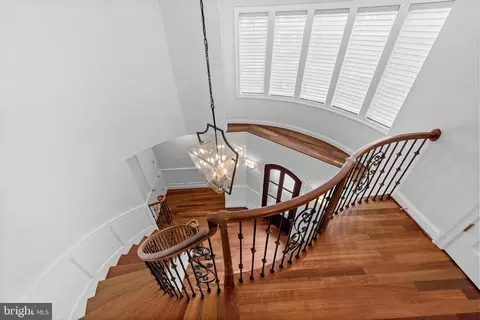 Entry Way - 7003 Churchill Rd, Mclean, VA 22101 photo 6 of 7
