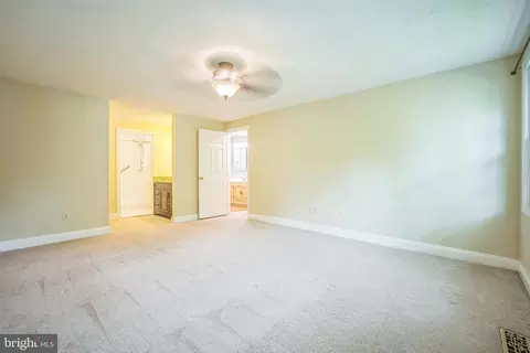 8078 Athena St, Springfield, VA 22153 photo 16