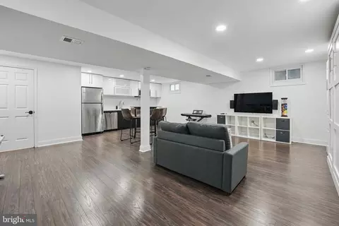 8134 Viola St, Springfield, VA 22152 photo 46