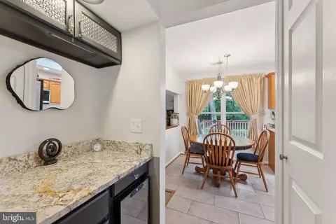 6554 Gladeview Ct, Burke, VA 22015 photo 37