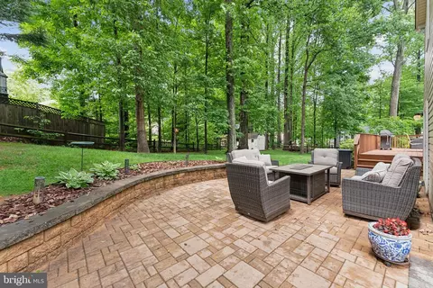 6554 Gladeview Ct, Burke, VA 22015 photo 9