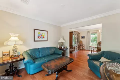 6554 Gladeview Ct, Burke, VA 22015 photo 18