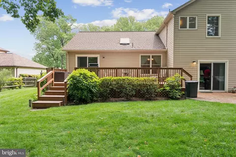 6554 Gladeview Ct, Burke, VA 22015 photo 5