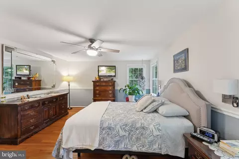 6554 Gladeview Ct, Burke, VA 22015 photo 29