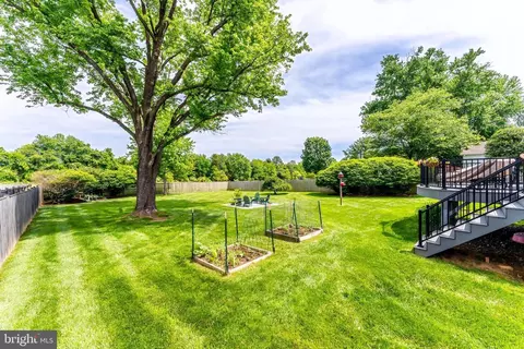 1243 Kurtz Rd, Mclean, VA 22101 photo 7