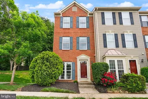 4270 Wheeled Caisson Sq, Fairfax, VA 22033